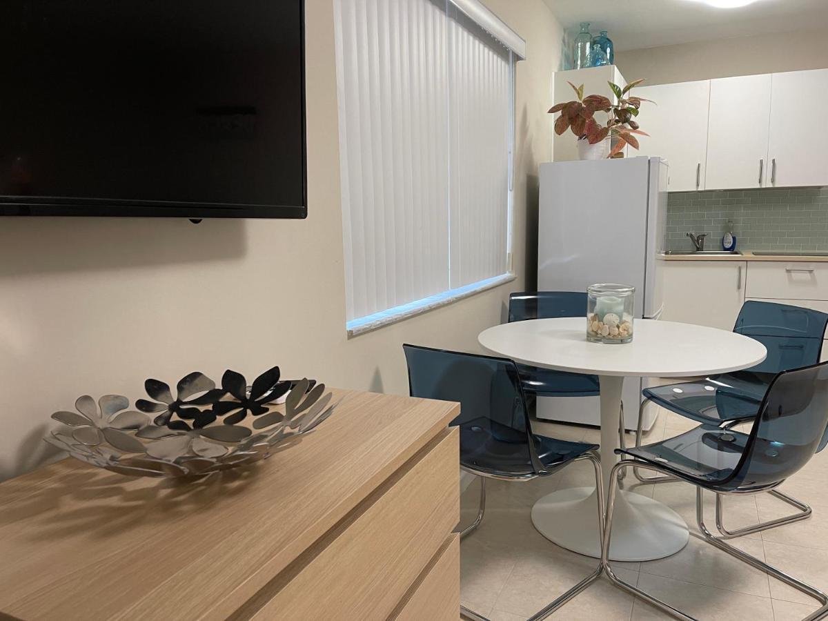 Bts - Lauderdale-by-the-sea * Pompano Beach